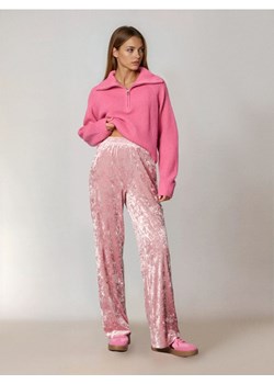 Sinsay - Spodnie wide leg z gniecionego weluru - różowy ze sklepu Sinsay w kategorii Spodnie damskie - zdjęcie 187333250