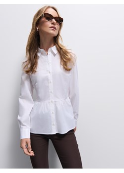 Mohito - Biała koszula - biały ze sklepu Mohito w kategorii Koszule damskie - zdjęcie 187333730