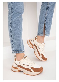 trendyol Sneakersy w kolorze jasnobrązowym ze sklepu Limango Polska w kategorii Buty sportowe damskie - zdjęcie 187335310