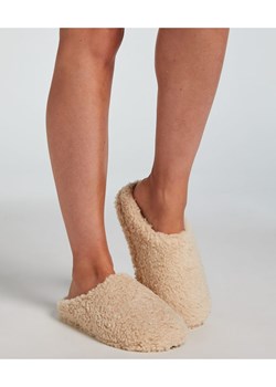 Hunkemöller Kapcie &quot;Emma&quot; w kolorze beżowym ze sklepu Limango Polska w kategorii Kapcie damskie - zdjęcie 187344124