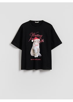 Reserved - Świąteczny t-shirt z nadrukiem - czarny ze sklepu Reserved w kategorii Bluzki dziewczęce - zdjęcie 187351711
