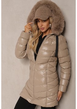 Beżowa Kurtka Pikowana  o Długim Kroju Ozdobiona Sznurkami i Odpinanym Futerkiem Lorrina ze sklepu renee.pl w kategorii Kurtki damskie - zdjęcie 187351974