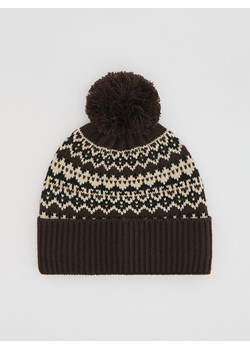 Reserved - Czapka z pomponem - ciemnobrązowy ze sklepu Reserved w kategorii Czapki zimowe męskie - zdjęcie 187353314
