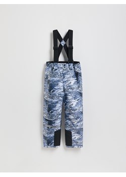Reserved - Ocieplane spodnie na szelkach - wielobarwny ze sklepu Reserved w kategorii Spodnie chłopięce - zdjęcie 187353554