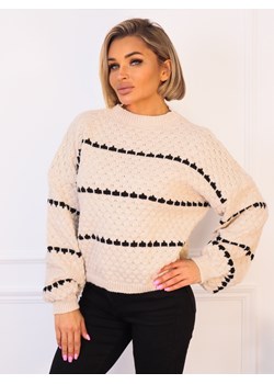 BEŻOWY SWETER W PASKI Z SZEROKIMI RĘKAWAMI I PÓŁGOLFEM ze sklepu olika.com.pl w kategorii Swetry damskie - zdjęcie 187357370