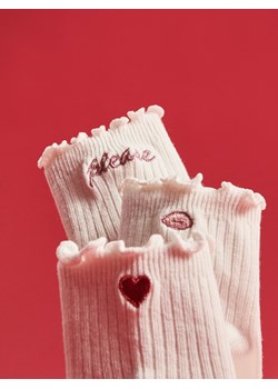 Reserved - Skarpetki z haftem 3 pack - złamana biel ze sklepu Reserved w kategorii Skarpetki damskie - zdjęcie 187357921