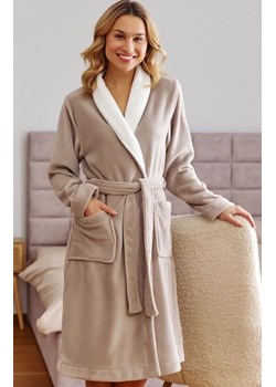 Doctor Nap długi szlafrok damski SWW.7182.BEIGE, Kolor beżowy, Rozmiar M, Doctor Nap ze sklepu Primodo w kategorii Szlafroki damskie - zdjęcie 187360703