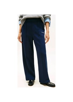 Tommy Hilfiger Spodnie dresowe | Relaxed fit ze sklepu Gomez Fashion Store w kategorii Spodnie damskie - zdjęcie 187362262