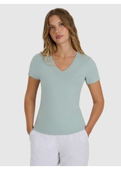 Damski t-shirt slim basic 4F 4FWAW25TTSHF2969 - zielony ze sklepu Sportstylestory.com w kategorii Bluzki damskie - zdjęcie 187366483