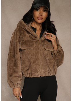 Beżowa Kurtka Futerko o Kroju Bomberki z Kapturem i Imitacją Kieszeni Awedana ze sklepu renee.pl w kategorii Futra damskie - zdjęcie 187368372