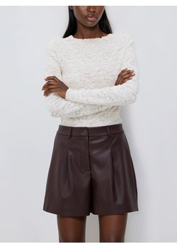 Reserved - Szorty z imitacji skóry - bordowy ze sklepu Reserved w kategorii Szorty - zdjęcie 187369790