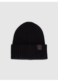 Dziecięca czapka 4F 4FJRAW25ACAPM0755 - czarna ze sklepu Sportstylestory.com w kategorii Czapki dziecięce - zdjęcie 187376320