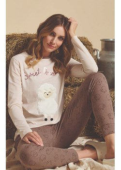 Długa piżama damska z owieczką i napisem beżowa DEBORAH, Kolor beżowo-brązowy, Rozmiar L, Sorbetto ze sklepu Intymna w kategorii Piżamy damskie - zdjęcie 187377911