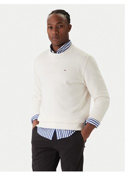 Tommy Jeans Bluza DM0DM20741 Écru Regular Fit ze sklepu MODIVO w kategorii Bluzy męskie - zdjęcie 187379410