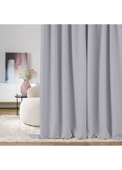 Zasłona zaciemniająca na taśmie marszczącej  jasny szary 140 x 280 cm 1 szt. ze sklepu dekoria.pl w kategorii Zasłony - zdjęcie 187380220