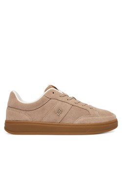 Sneakersy Tommy Hilfiger Th Heritage Court Sneaker Suede FW0FW09266 Beżowy ze sklepu eobuwie.pl w kategorii Buty sportowe damskie - zdjęcie 187384911