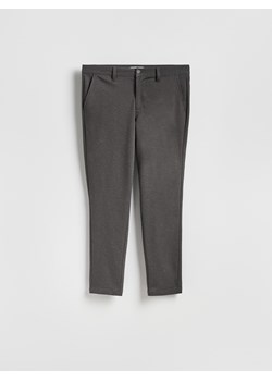 Reserved - Spodnie slim z wiskozą - ciemnobrązowy ze sklepu Reserved w kategorii Spodnie męskie - zdjęcie 187387984