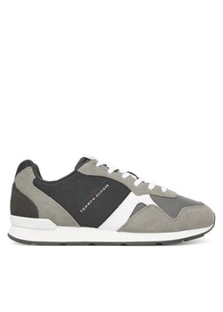 Sneakersy Tommy Hilfiger Runner Icon Mix FM0FM05679 Szary ze sklepu eobuwie.pl w kategorii Buty sportowe męskie - zdjęcie 187388261