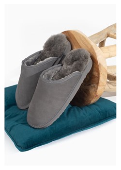 Gooce Wełniane kapcie &quot;Emerald&quot; w kolorze szarym ze sklepu Limango Polska w kategorii Kapcie męskie - zdjęcie 187388832