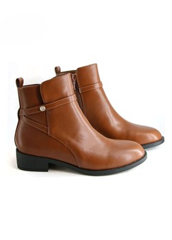 Belluci Botki w kolorze jasnobrązowym ze sklepu Limango Polska w kategorii Botki - zdjęcie 187392103