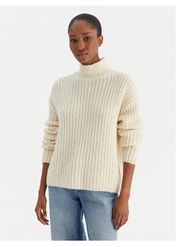 Calvin Klein Jeans Golf Brushed Wool Ls LV044D361G Biały Regular Fit ze sklepu MODIVO w kategorii Swetry damskie - zdjęcie 187393051