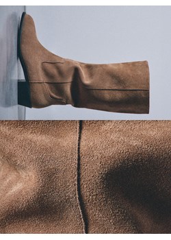 Mohito - Skórzane kozaki - beżowy ze sklepu Mohito w kategorii Kozaki damskie - zdjęcie 187394473