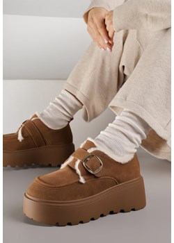 Jasnobrązowe Śniegowce na Grubej Podeszwie z Paskiem z Klamerką i Futerkiem Uwedina ze sklepu born2be.pl w kategorii Śniegowce damskie - zdjęcie 187396103