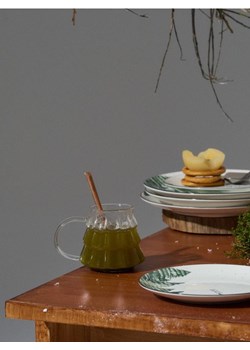 Sinsay - Szklany kubek z uchem w kształcie choinki - biały ze sklepu Sinsay w kategorii Kubki - zdjęcie 187396752