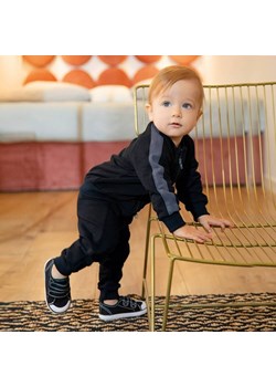 Dres dziecięcy spodnie bluza dresowe Magic Eevi ze sklepu lenaodniemowlakadoszkolniaka.pl w kategorii Bluzy i swetry - zdjęcie 187407694