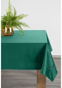 OBRUS VELVET 145 X 180 CM CIEMNOZIELONY ze sklepu lenaodniemowlakadoszkolniaka.pl w kategorii Obrusy i bieżniki - zdjęcie 187416334