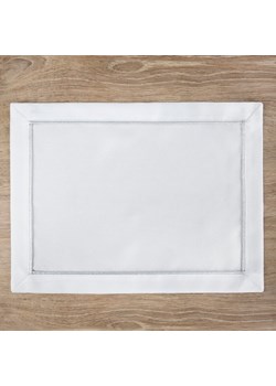 OBRUS MADELE 30 X 40 CM BIAŁY ze sklepu lenaodniemowlakadoszkolniaka.pl w kategorii Obrusy i bieżniki - zdjęcie 187421201