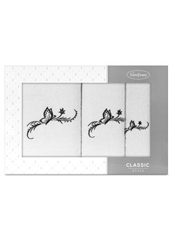 KOMPLET RĘCZNIKÓW 3 56 X 36 X 7 CM BIAŁY ze sklepu lenaodniemowlakadoszkolniaka.pl w kategorii Ręczniki - zdjęcie 187452060