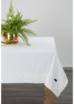 OBRUS VELVET 145 X 220 CM BIAŁY ze sklepu lenaodniemowlakadoszkolniaka.pl w kategorii Obrusy i bieżniki - zdjęcie 187455562