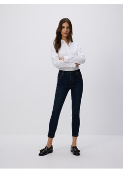 Reserved - Jeansy slim fit mid rise - granatowy ze sklepu Reserved w kategorii Jeansy damskie - zdjęcie 187472774