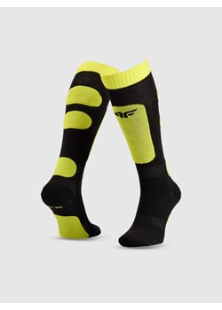 Dziecięce skarpetki narciarskie 4F 4FJRAW25UFSOU303 - multikolor ze sklepu Sportstylestory.com w kategorii Skarpetki dziecięce - zdjęcie 187475602