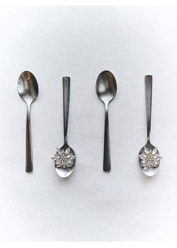 Reserved - Ozdobne kolczyki - srebrny ze sklepu Reserved w kategorii Kolczyki - zdjęcie 187478903