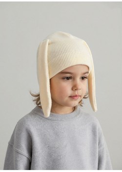 Sinsay - Prążkowana czapka z uszami - kremowy ze sklepu Sinsay w kategorii Czapki dziecięce - zdjęcie 187479280
