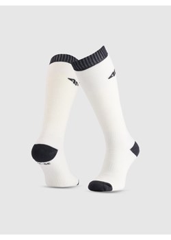 Dziewczęce skarpetki narciarskie 4F 4FJWAW25UFSOF227 - białe ze sklepu Sportstylestory.com w kategorii Skarpetki dziecięce - zdjęcie 187490150