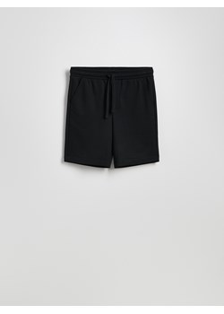 Reserved - Dresowe szorty regular fit - czarny ze sklepu Reserved w kategorii Spodenki męskie - zdjęcie 187498993