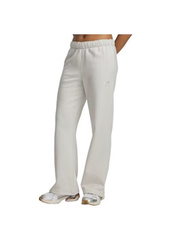 Spodnie dresowe polarowe damskie Icon Vida Fleece Under Armour ze sklepu SPORT-SHOP.pl w kategorii Spodnie damskie - zdjęcie 187499133