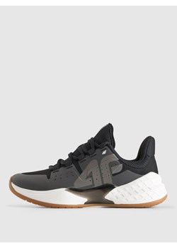 Męskie buty halowe 4F Destroyer 4FRSS25FSPOM165 - czarne ze sklepu Sportstylestory.com w kategorii Buty sportowe męskie - zdjęcie 187500602