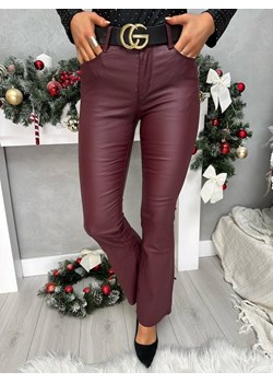 Bordowe Woskowane Spodnie z Rozszerzaną Nogawką ze sklepu ModnaKiecka.pl w kategorii Spodnie damskie - zdjęcie 187501241