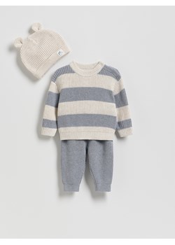Reserved - Dzianinowy komplet z czapką - ciemnoszary ze sklepu Reserved w kategorii Komplety niemowlęce - zdjęcie 187501470