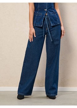 Sinsay - Jeansy z paskiem - granatowy ze sklepu Sinsay w kategorii Jeansy damskie - zdjęcie 187504014