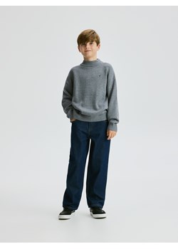 Reserved - Sweter ze stójką - jasnoszary ze sklepu Reserved w kategorii Swetry chłopięce - zdjęcie 187507393