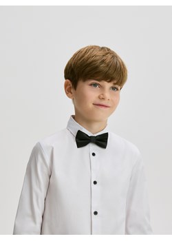Reserved - Elegancka koszula z muchą - biały ze sklepu Reserved w kategorii Koszule chłopięce - zdjęcie 187507672
