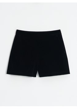 Mohito - Welurowe czarne szorty - czarny ze sklepu Mohito w kategorii Szorty - zdjęcie 187508572