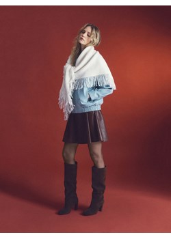 Reserved - Trójkątny szalik z frędzlami - złamana biel ze sklepu Reserved w kategorii Szaliki i chusty damskie - zdjęcie 187508922