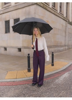 Reserved - Spodnie z paskiem - fioletowy ze sklepu Reserved w kategorii Spodnie damskie - zdjęcie 187510703