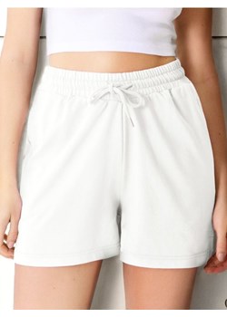 Sinsay - Szorty dresowe - kremowy ze sklepu Sinsay w kategorii Szorty - zdjęcie 187513423